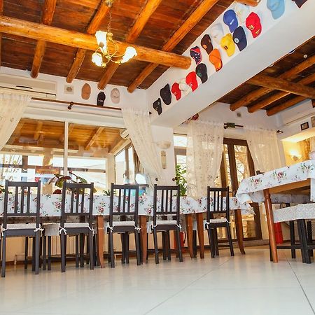 Mini Hotel Venezia Atyraū Zewnętrze zdjęcie